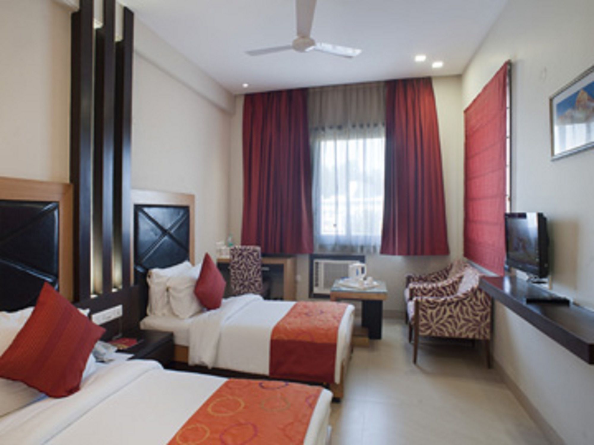 Hotel The Amaris Rishīkesh Exterior foto